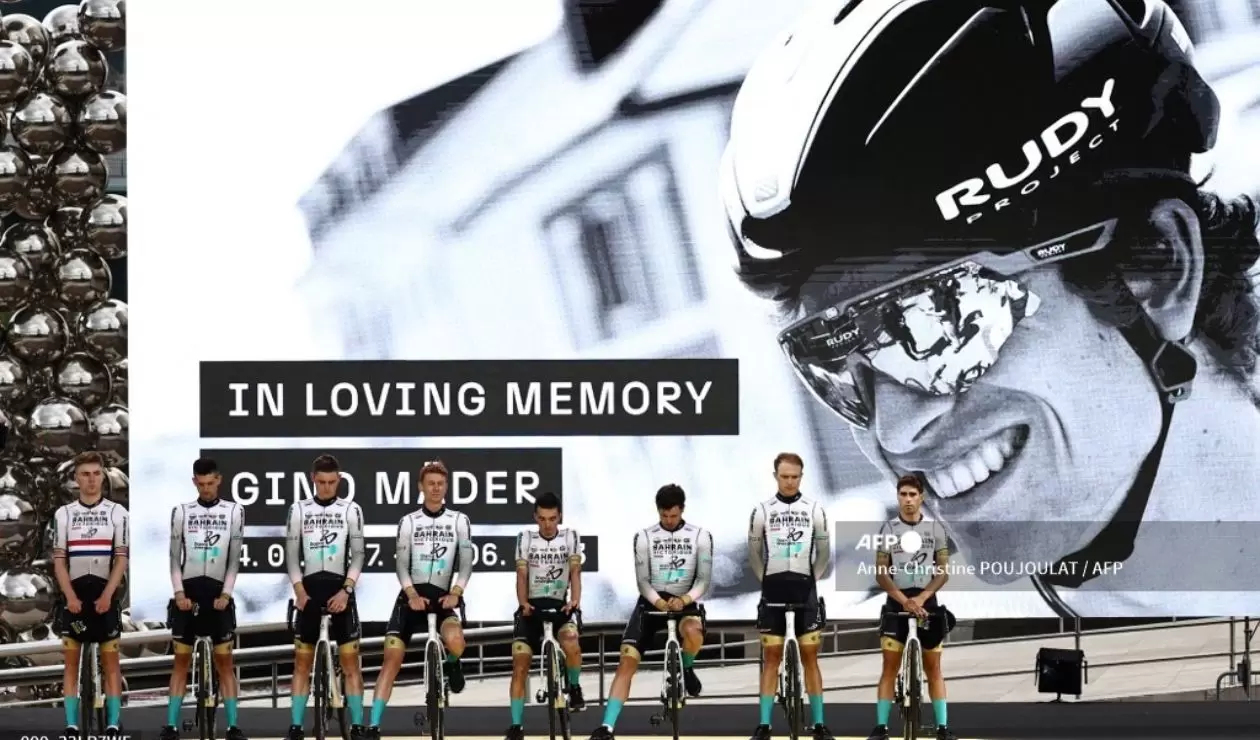 Homenaje a Gino Mader - Tour de Francia 2023, presentación de equipos