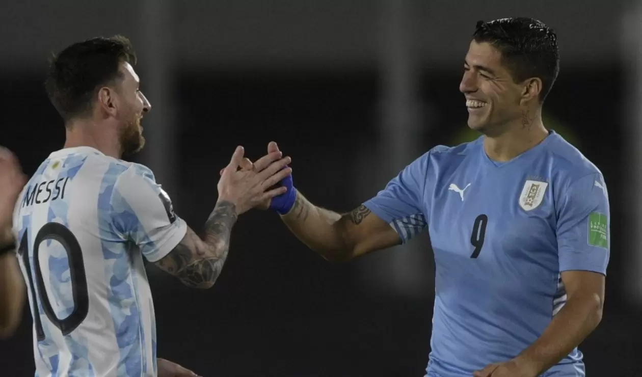 Lionel Messi y Luis Suárez - Eliminatorias Mundial 2022