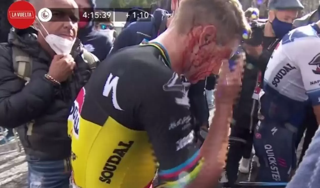 Caída de Evenepoel en la etapa 3 de la Vuelta a España