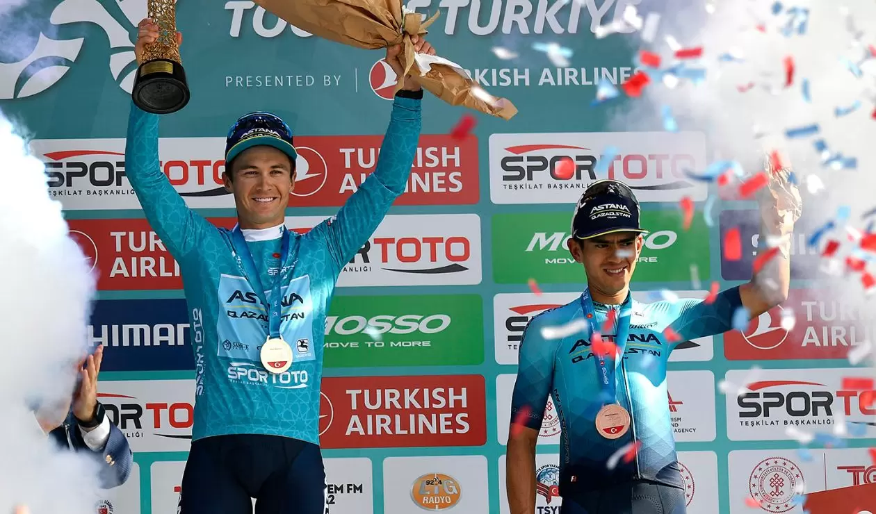 Harold Tejada con el Astana en el Tour de Turquía