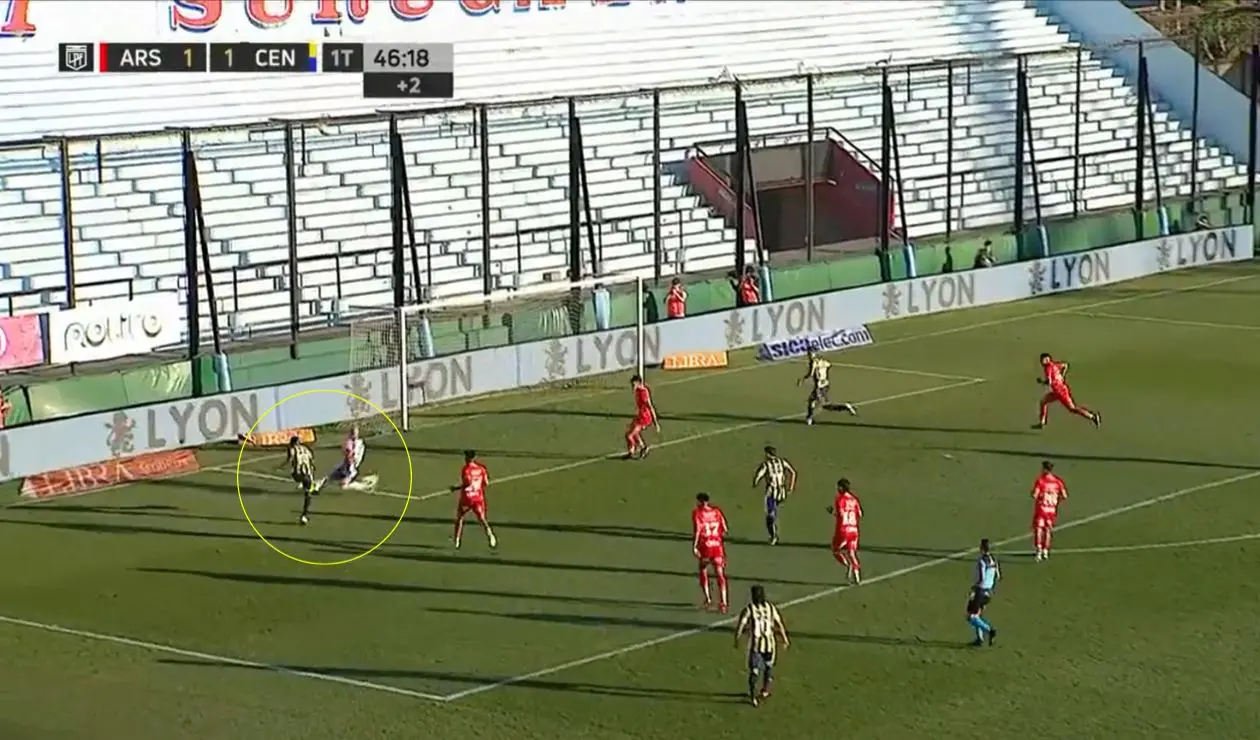 Gol de Jaminton Campaz con Rosario