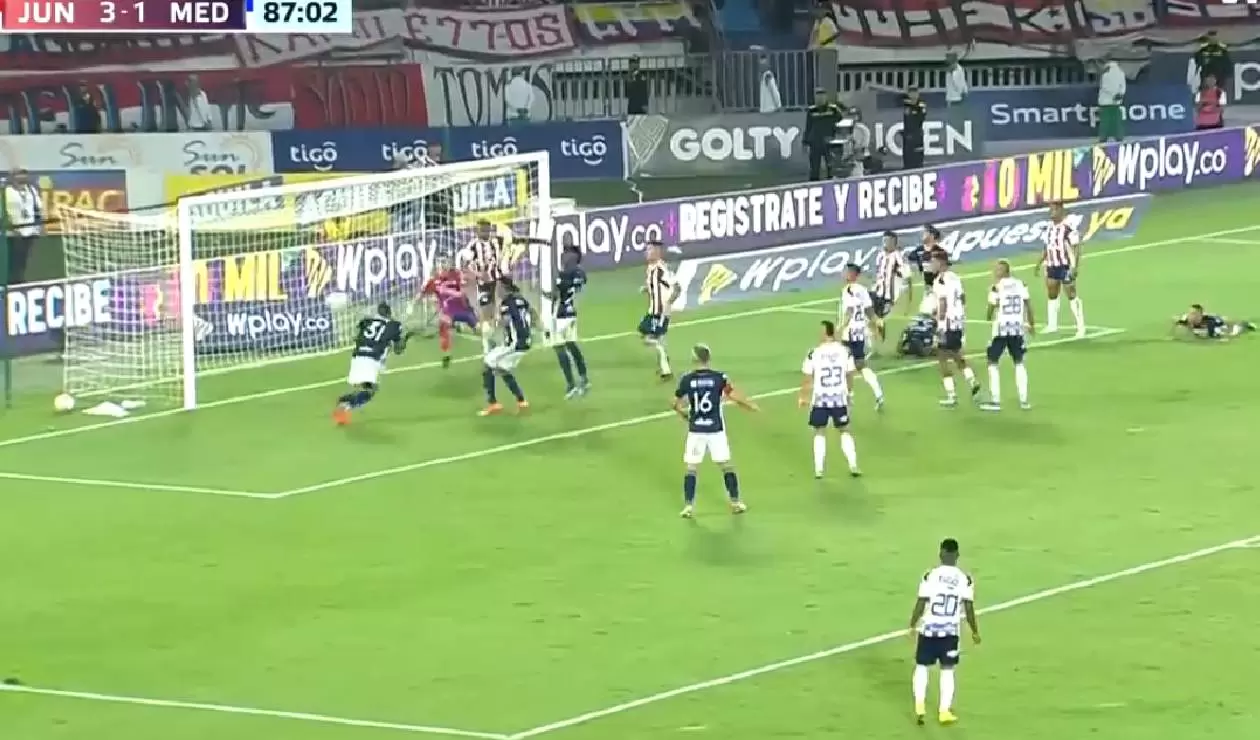 Gol de Diego Moreno para Medellín vs Junior