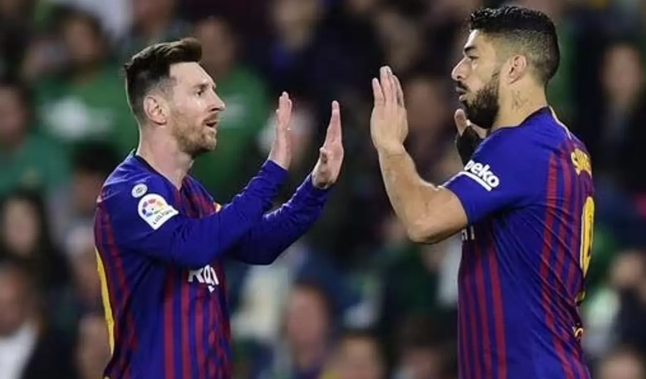 Lionel Messi y Luis Suárez celebran un gol con Barcelona