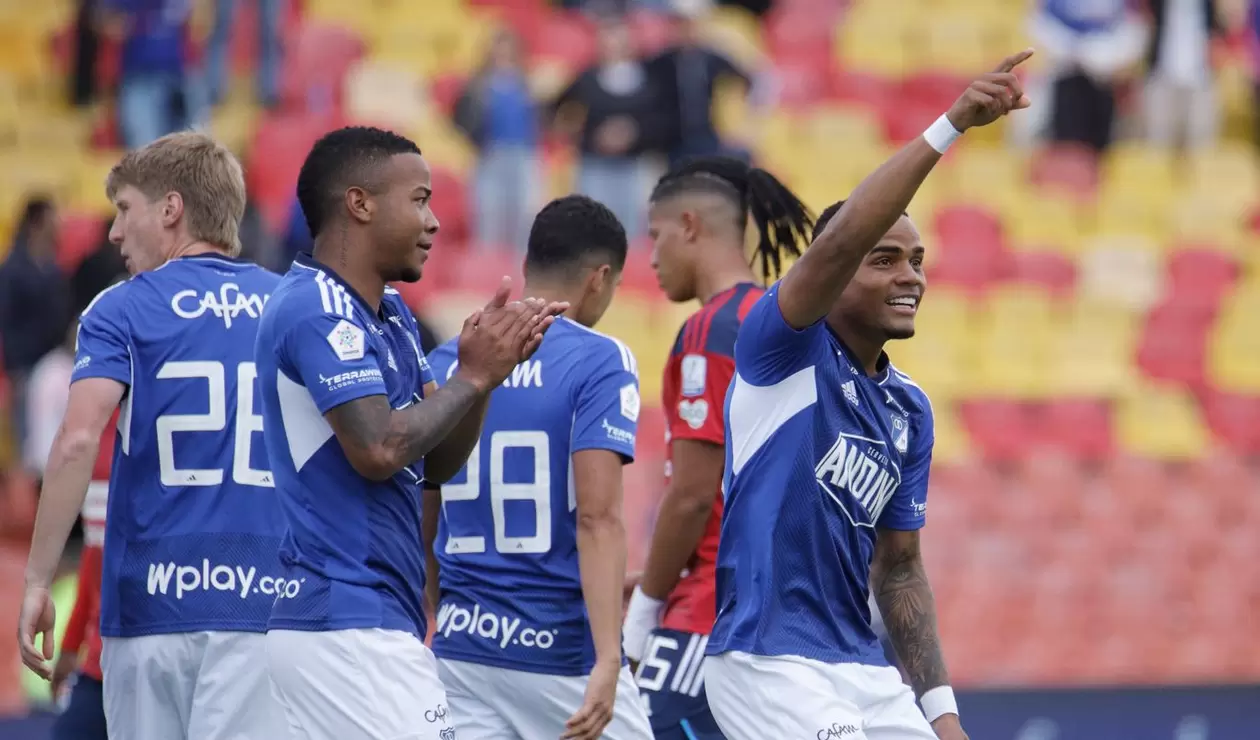 Millonarios F.C enfrenta a Deportivo Independiente Medellin en juego válido por la fecha 1 de la Liga BetPlay I 2024 en el estadio Nemesio Camacho El Campin.