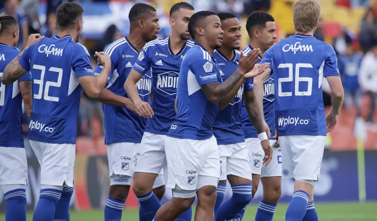 Millonarios F.C enfrenta a Deportivo Independiente Medellin en juego válido por la fecha 1 de la Liga BetPlay I 2024 en el estadio Nemesio Camacho El Campin.