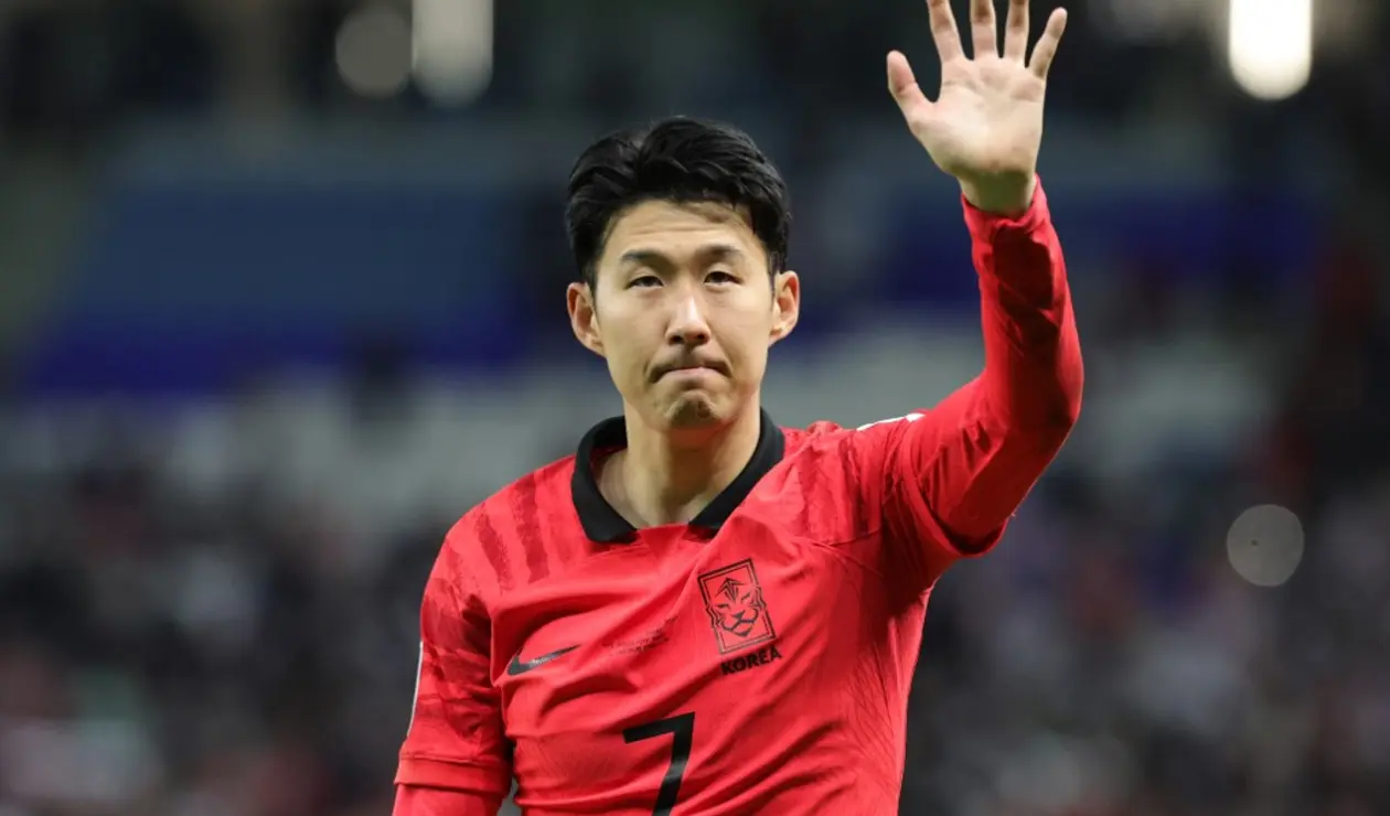 Son Heung-min con la selección de Corea del Sur