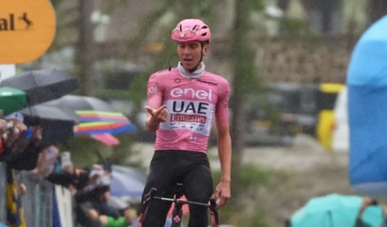 Tadej Pogacar, líder de la clasificación general del Giro de Italia 2024