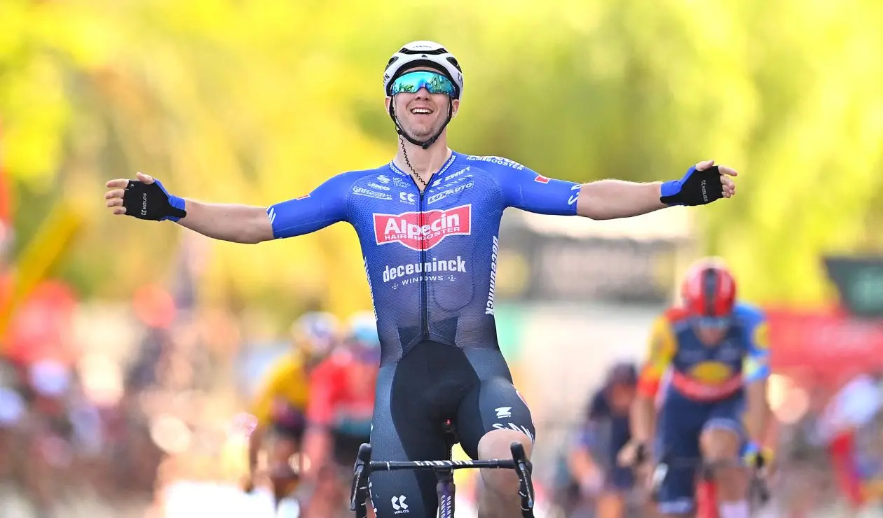 Kaden Groves ganó la etapa 2 de Vuelta a España: batalla en el sprint