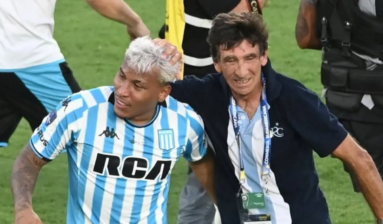 Roger Martínez con Racing