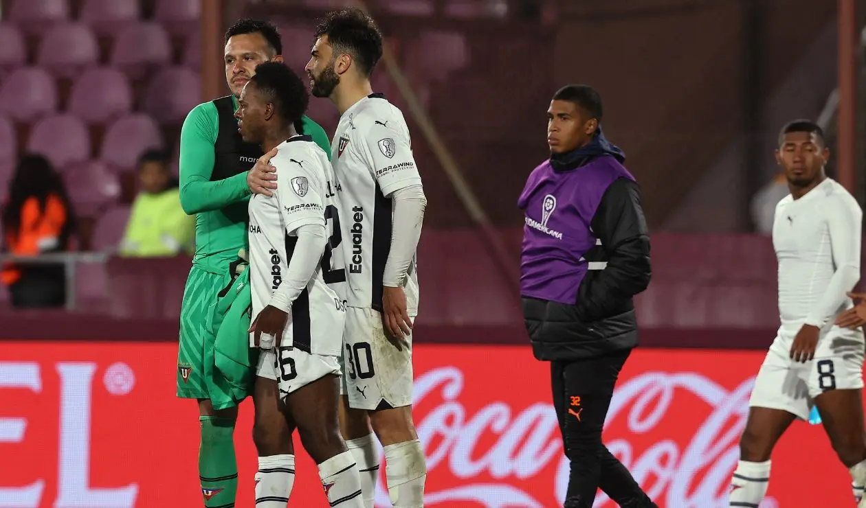 Liga de Quito sigue recibiendo sanciones en Ecuador