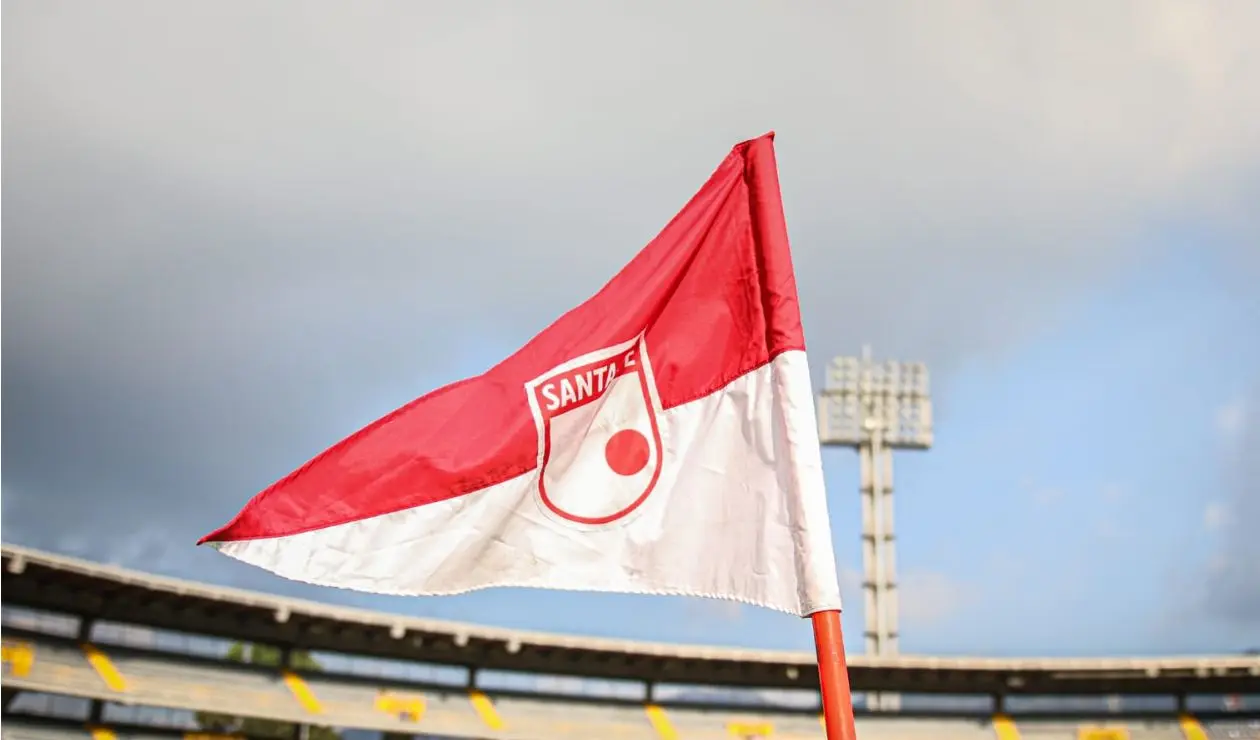 Banderín Santa Fe en El Campín