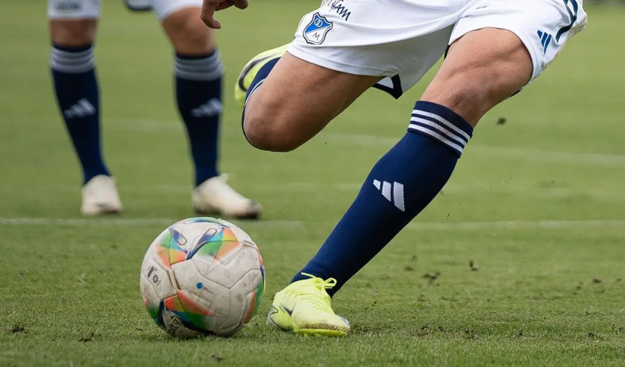 Balón Millonarios