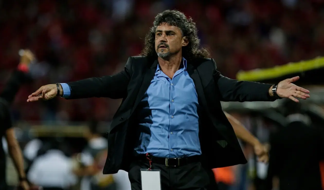 Leonel Álvarez