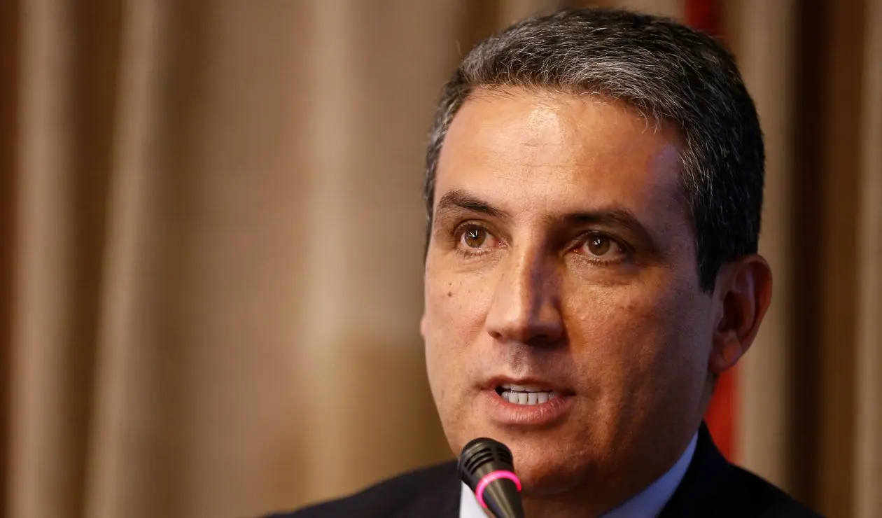 Fernando Jaramillo con la Dimayor
