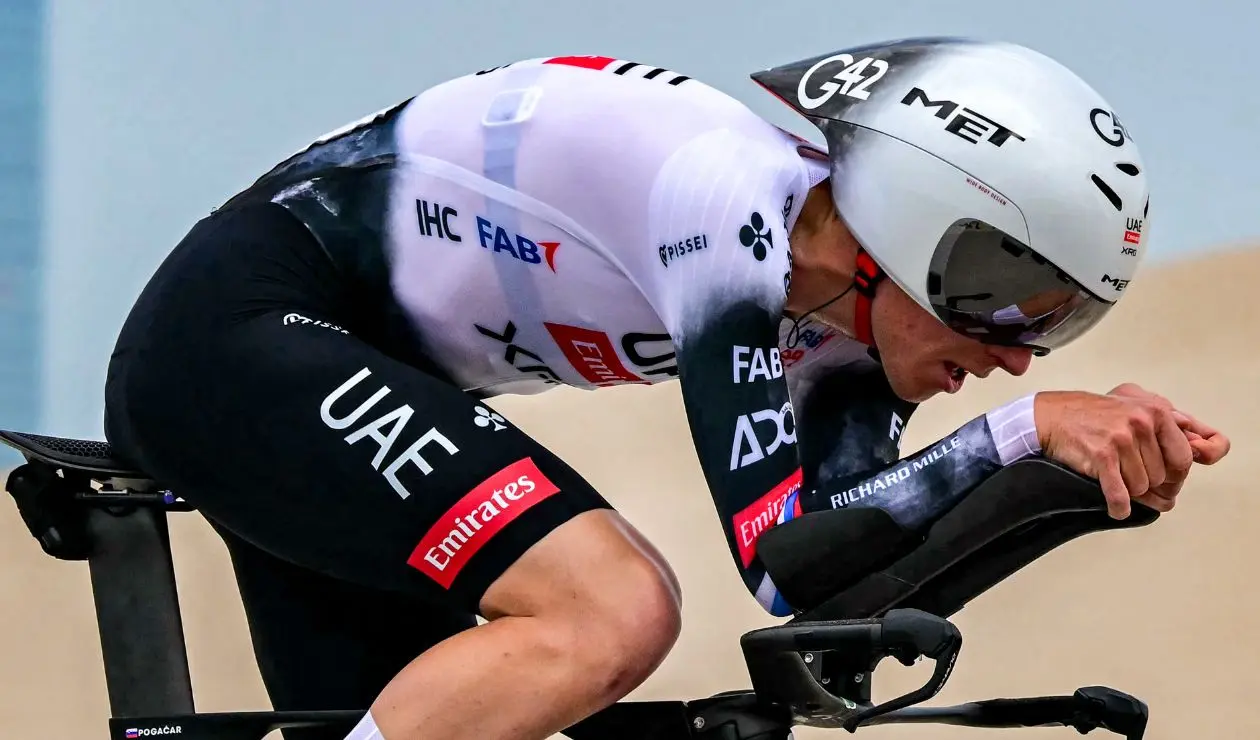 Tadej Pogacar en el UAE Tour 2025