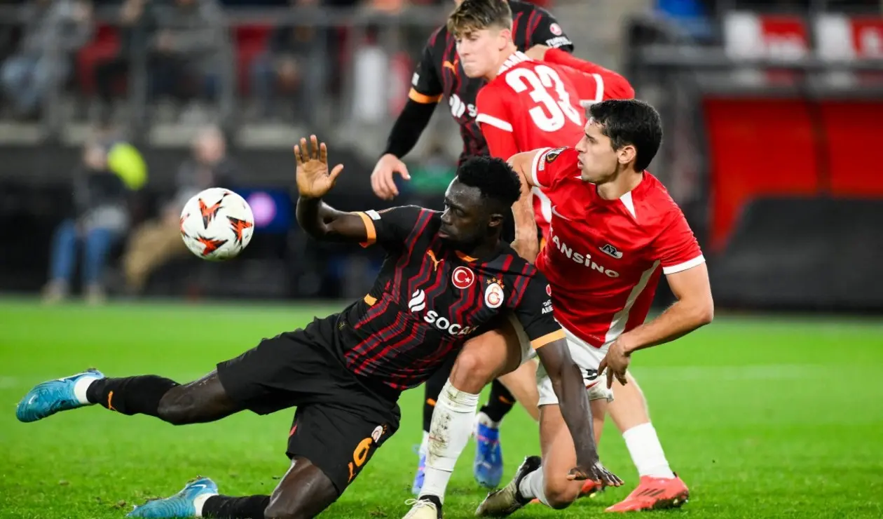 AZ Alkmaar y Galatasaray en duelo por Europa League 2024-2025