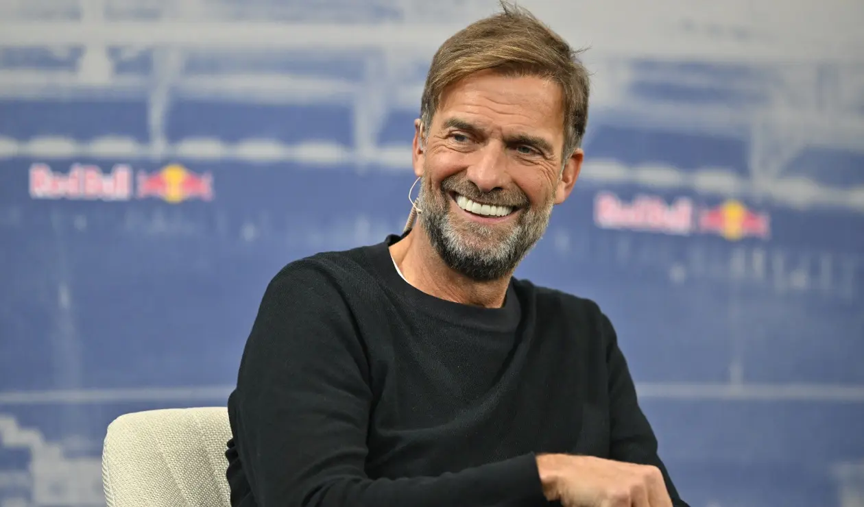 Jürgen Klopp presentado en su nuevo cargo con Red Bull