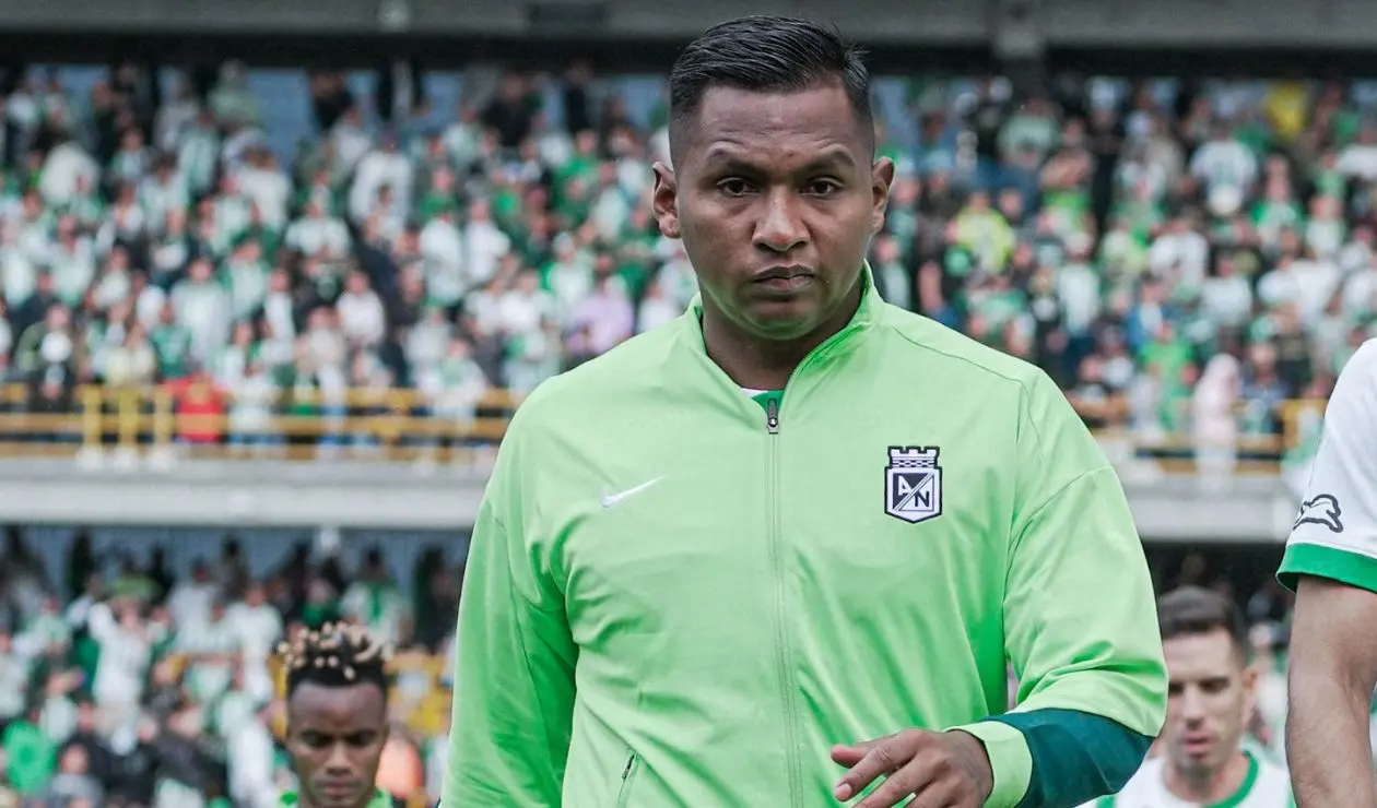 Alfredo Morelos en partido de Nacional