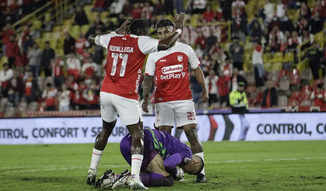 Santa fe enfrenta a Atlético Bucaramanga en juego válido por la fecha 6 de la Liga Betplay 2025