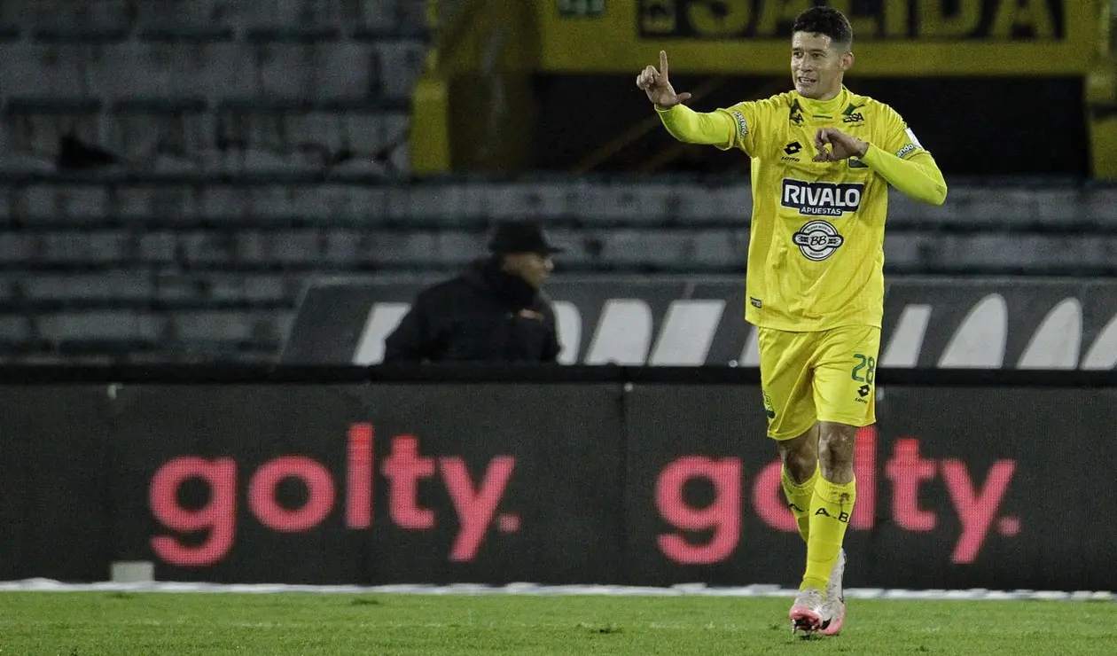 Santa fe enfrenta a Atlético Bucaramanga en juego válido por la fecha 6 de la Liga Betplay 2025