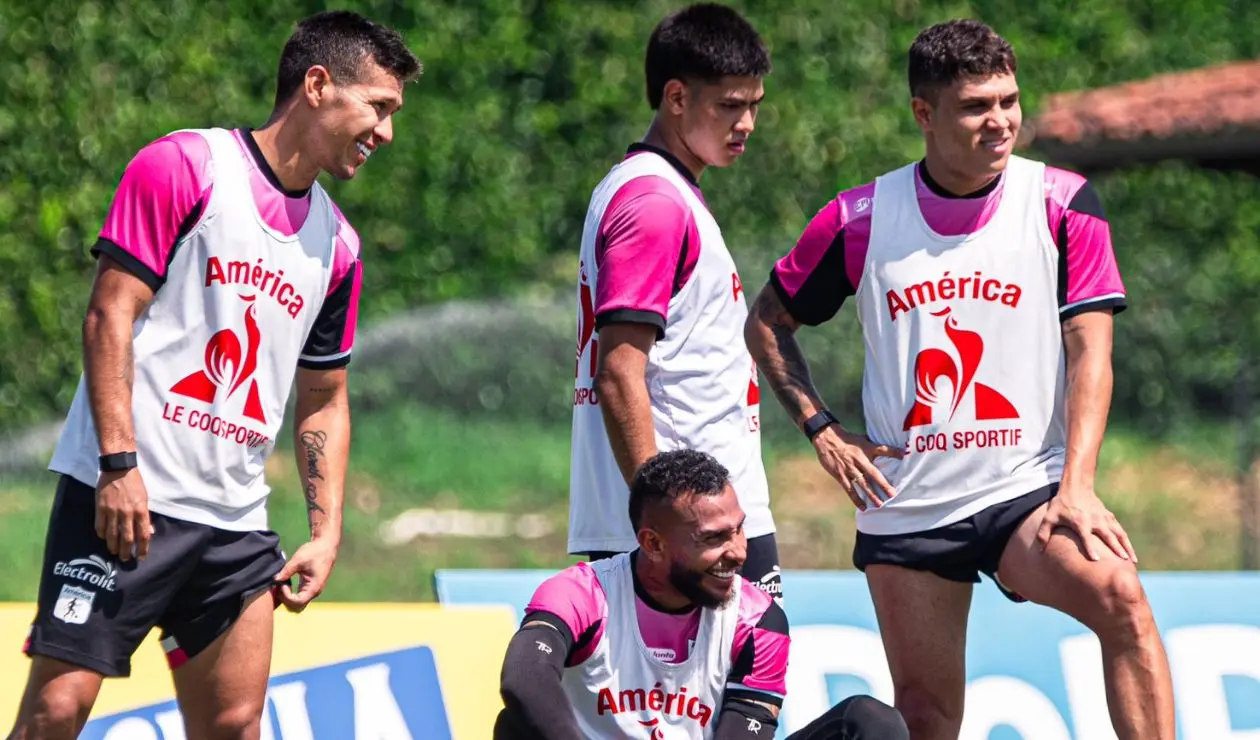América de Cali llega con desventaja a Argentina para enfrentar a Huracán 