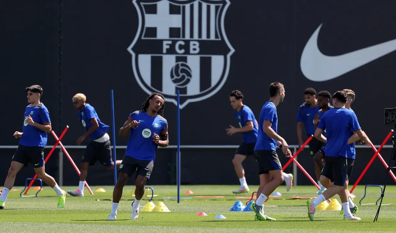 Barcelona entrenamiento antes de enfrentar a Inter