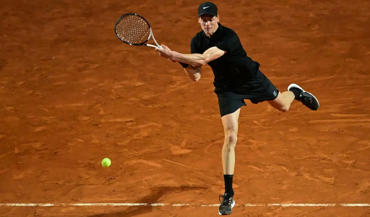 Jannik Sinner se estrenó con vicotria en el Masters 1000 de Roma