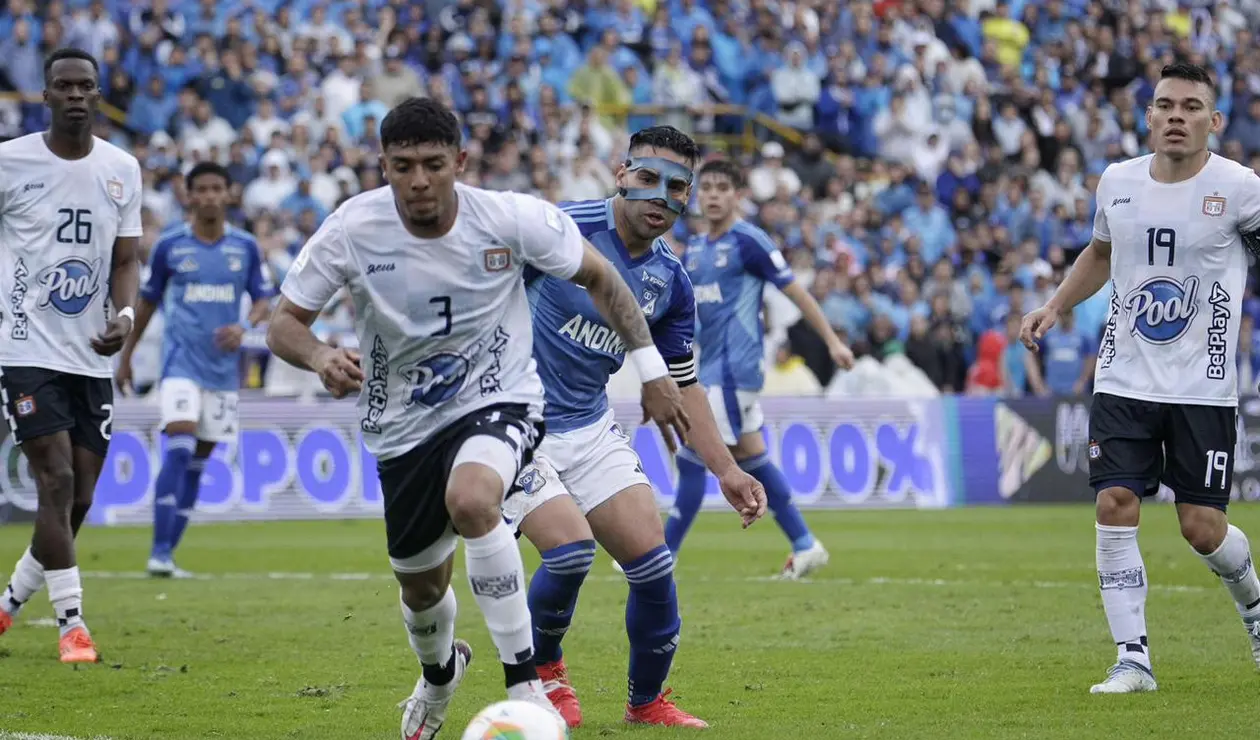 Millonarios enfrenta a Boyacá Chico en juego válido por la fecha 20 de la Liga Betplay I - 2025 en el estadio Nemesio Camacho el Campin