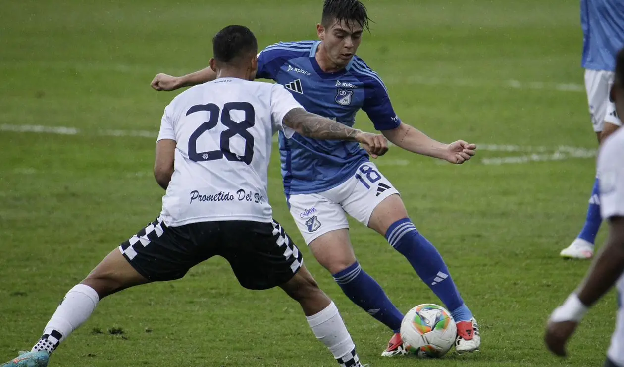 Millonarios enfrenta a Boyacá Chico en juego válido por la fecha 20 de la Liga Betplay I - 2025 en el estadio Nemesio Camacho el Campin