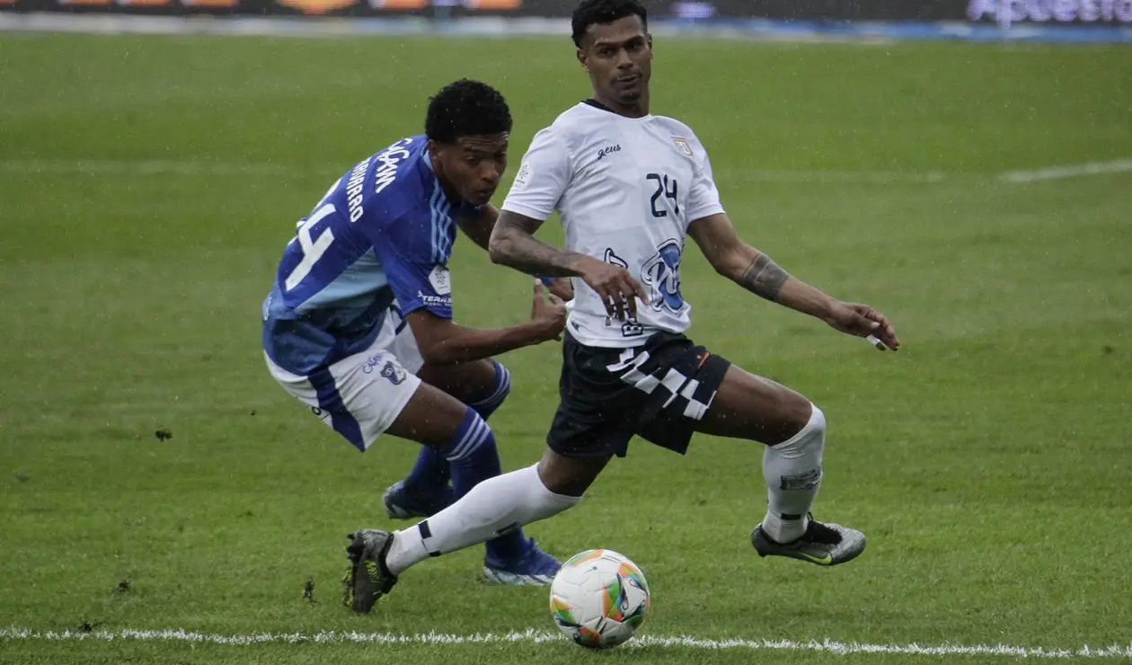 Millonarios enfrenta a Boyacá Chico en juego válido por la fecha 20 de la Liga Betplay I - 2025 en el estadio Nemesio Camacho el Campin