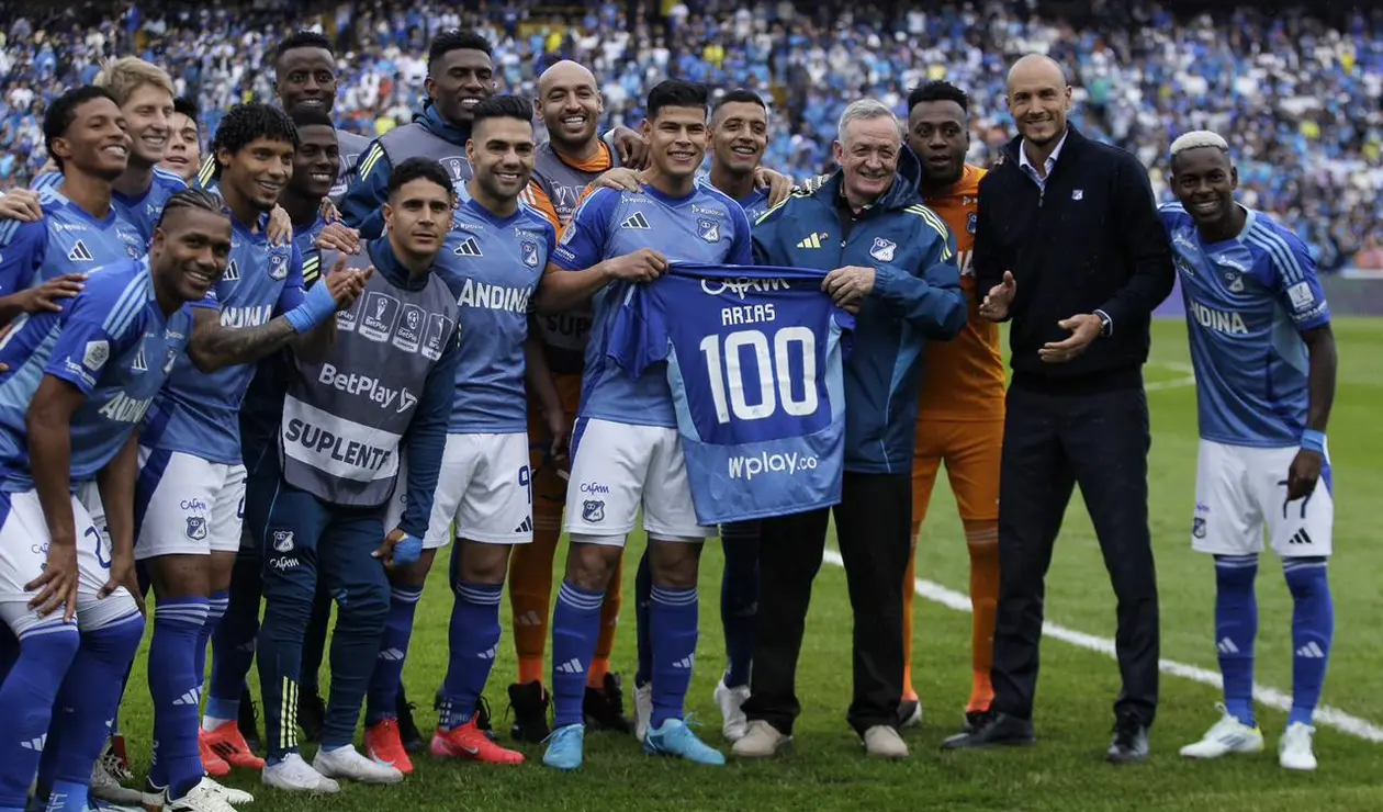 Millonarios enfrenta a Boyacá Chico en juego válido por la fecha 20 de la Liga Betplay I - 2025 en el estadio Nemesio Camacho el Campin