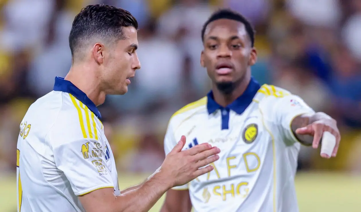 Cristiano Ronaldo y Jhon Jader Durán