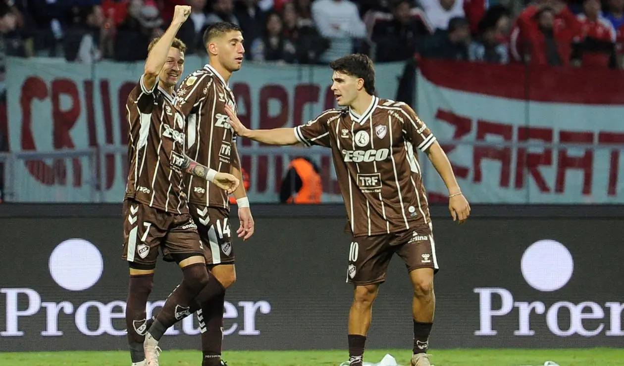 Platense se corona campeón de Argentina al vencer a Huracán