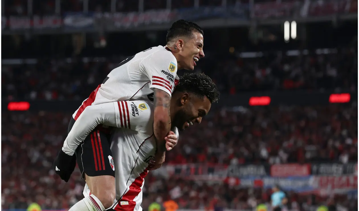 No les pasan una más:  Los colombianos viven tenso momento en River 