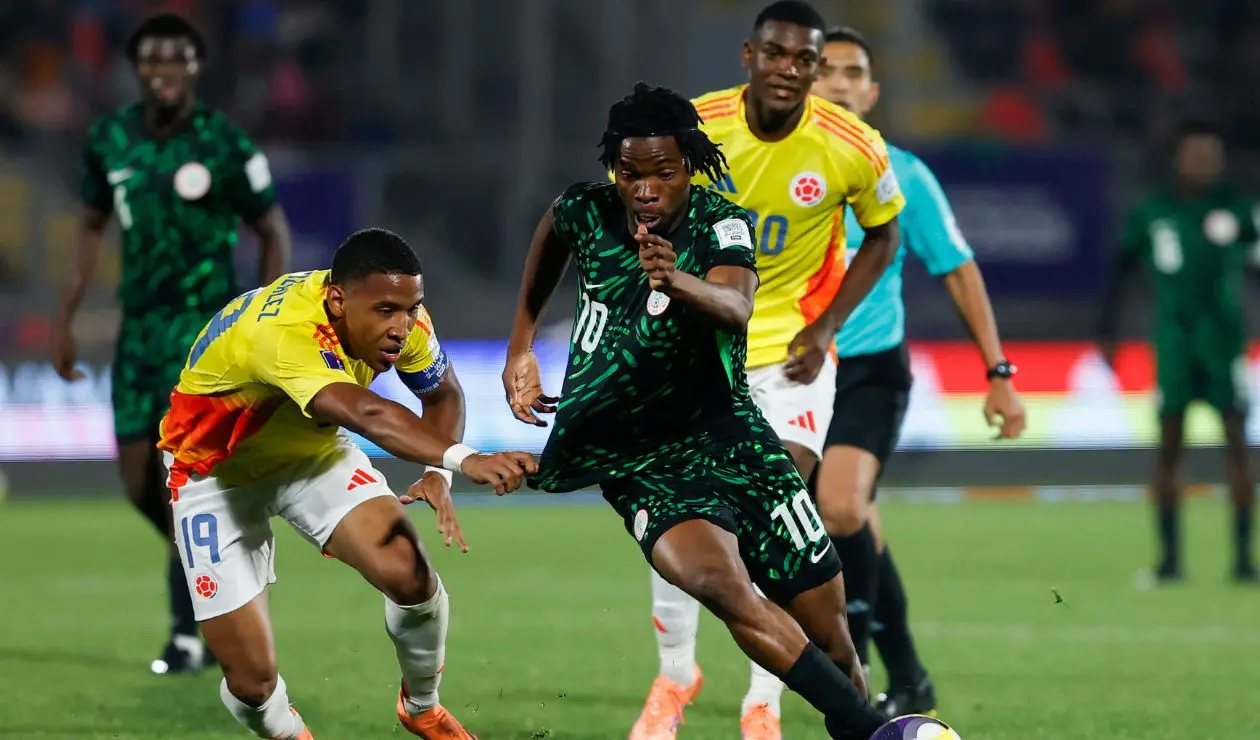 VIDEO - Colombia perdió los papeles: mano y gol lapidario de Nigeria 