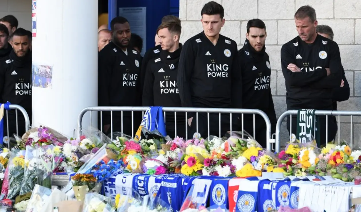 Homenaje al presidente del Leicester, Vichai Srivaddhanaprabha. Thumbnail
