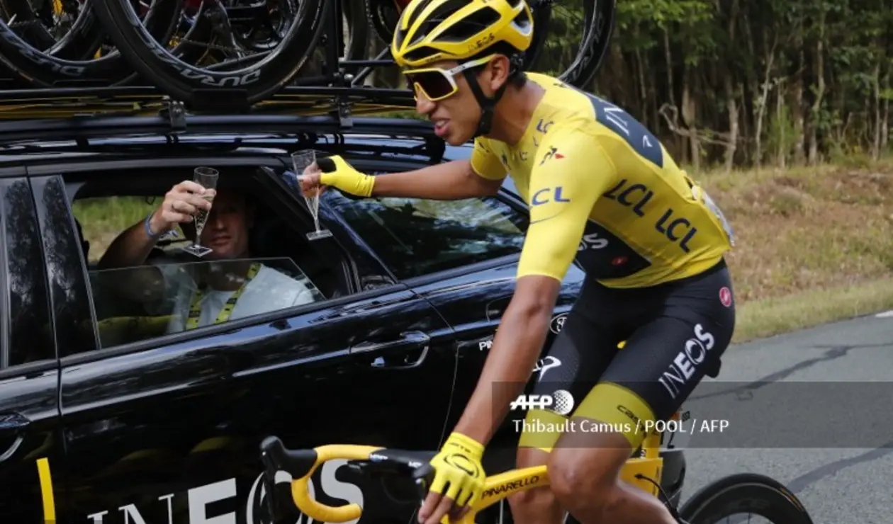Tour de Francia - Egan Bernal, paseo por Los Campos Elíseos 