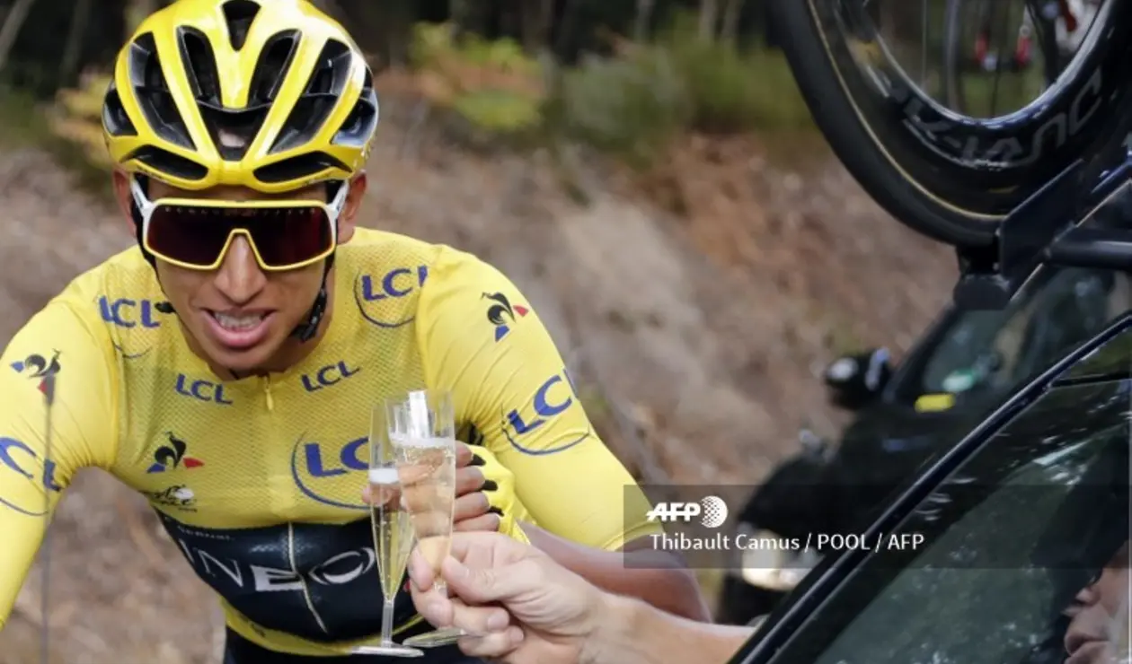 Tour de Francia - Egan Bernal, paseo por Los Campos Elíseos 