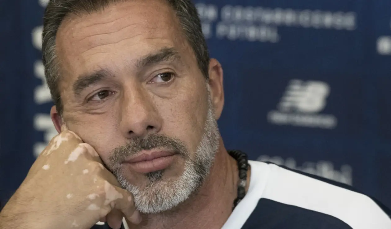 Gustavo Matosas, técnico uruguayo