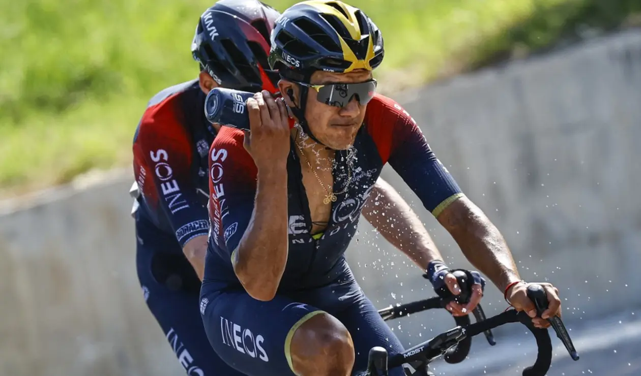 Richard Carapaz durante la etapa 9 del Giro de Italia 2022