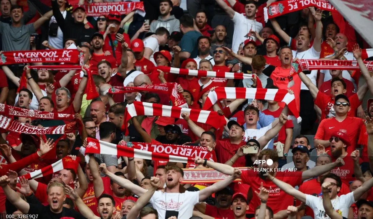 Hinchas del Liverpool
