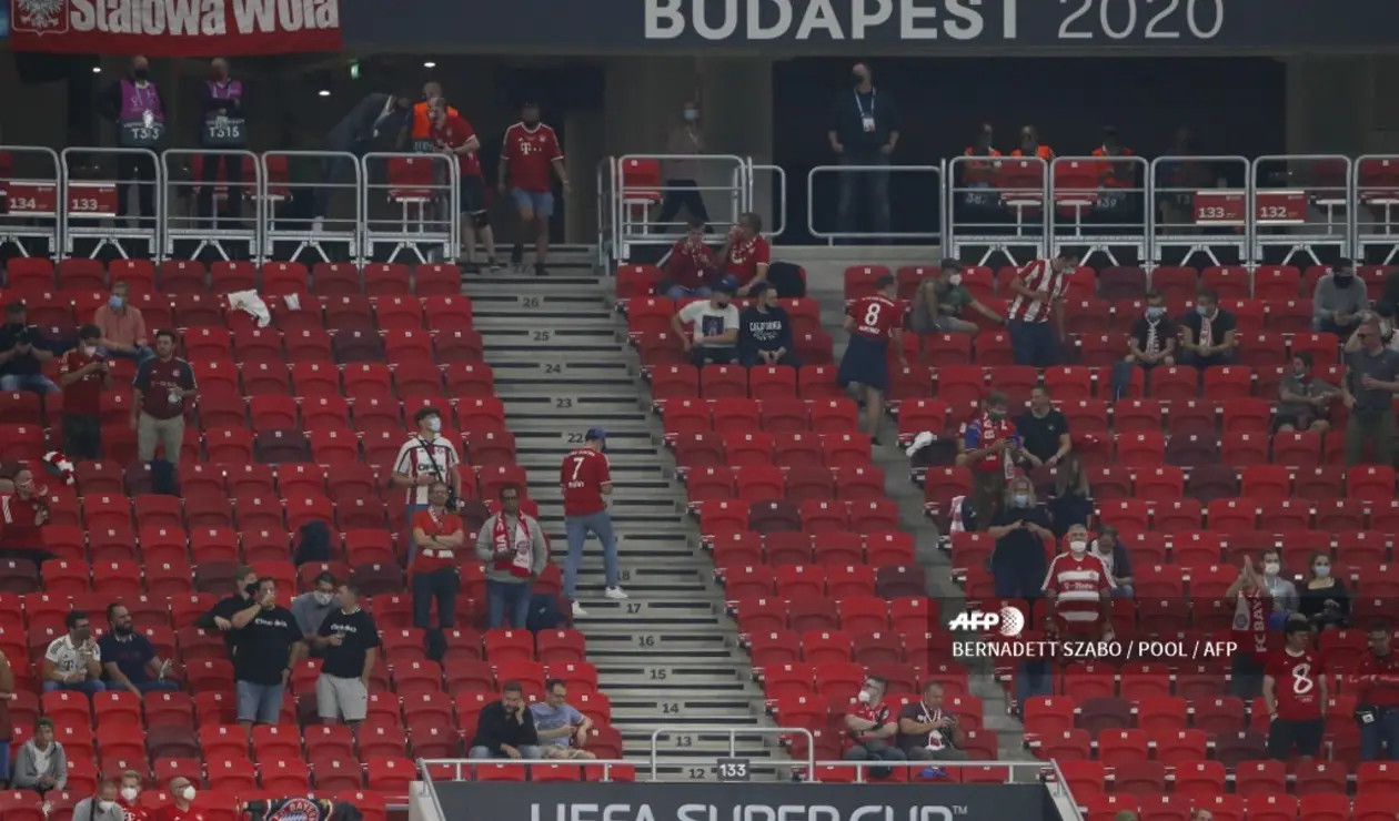 Hinchas en Bayern vs Sevilla