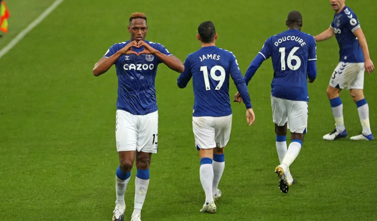 Yerry Mina, James Rodríguez, Everton