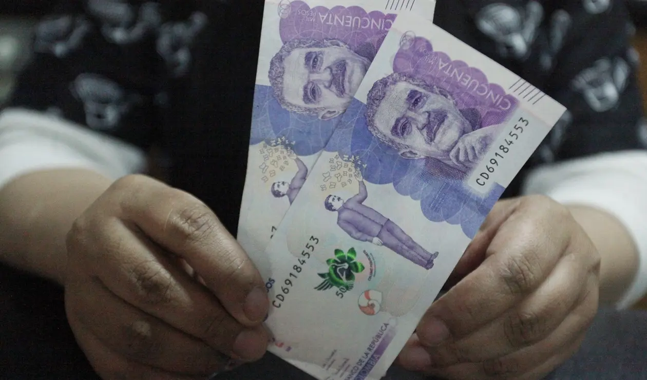 Billete de cincuenta mil pesos / Billetes / 50 mil / Pesos colombianos / Dinero / Plata / Peso Colombiano / Pesos