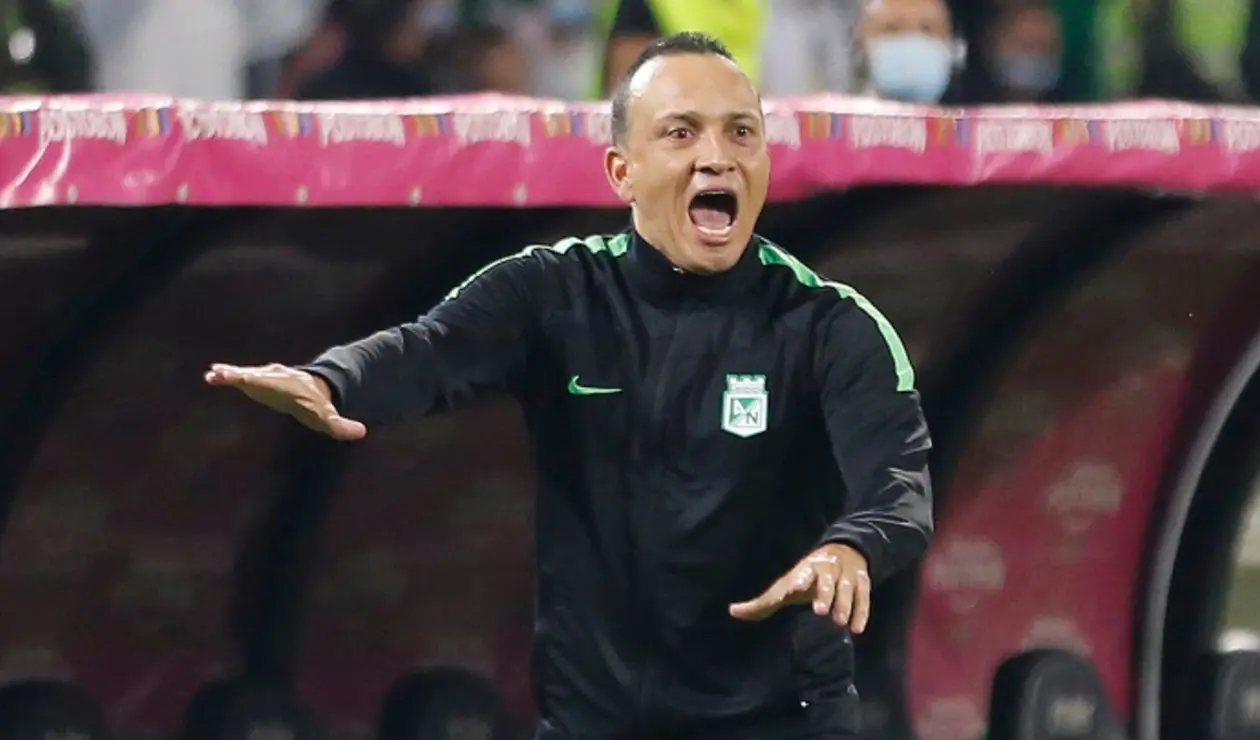 Alejandro Restrepo - Técnico de Nacional