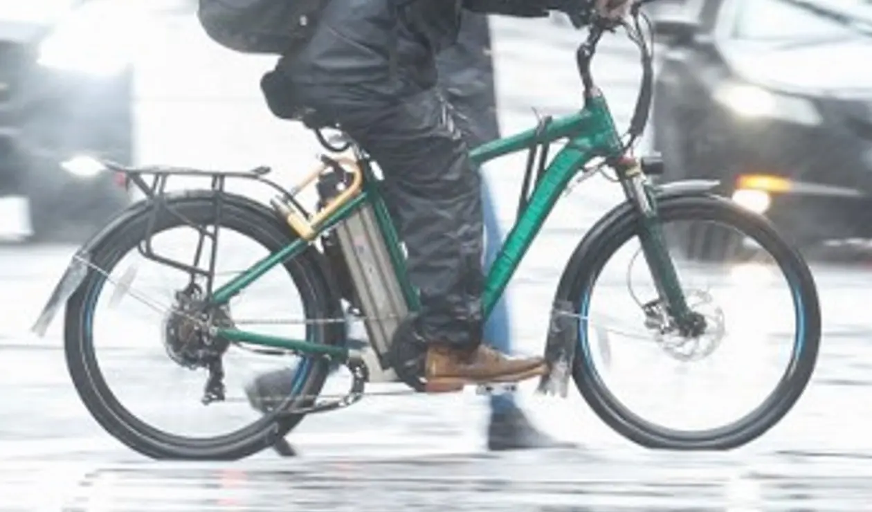 Bicicleta en la lluvia