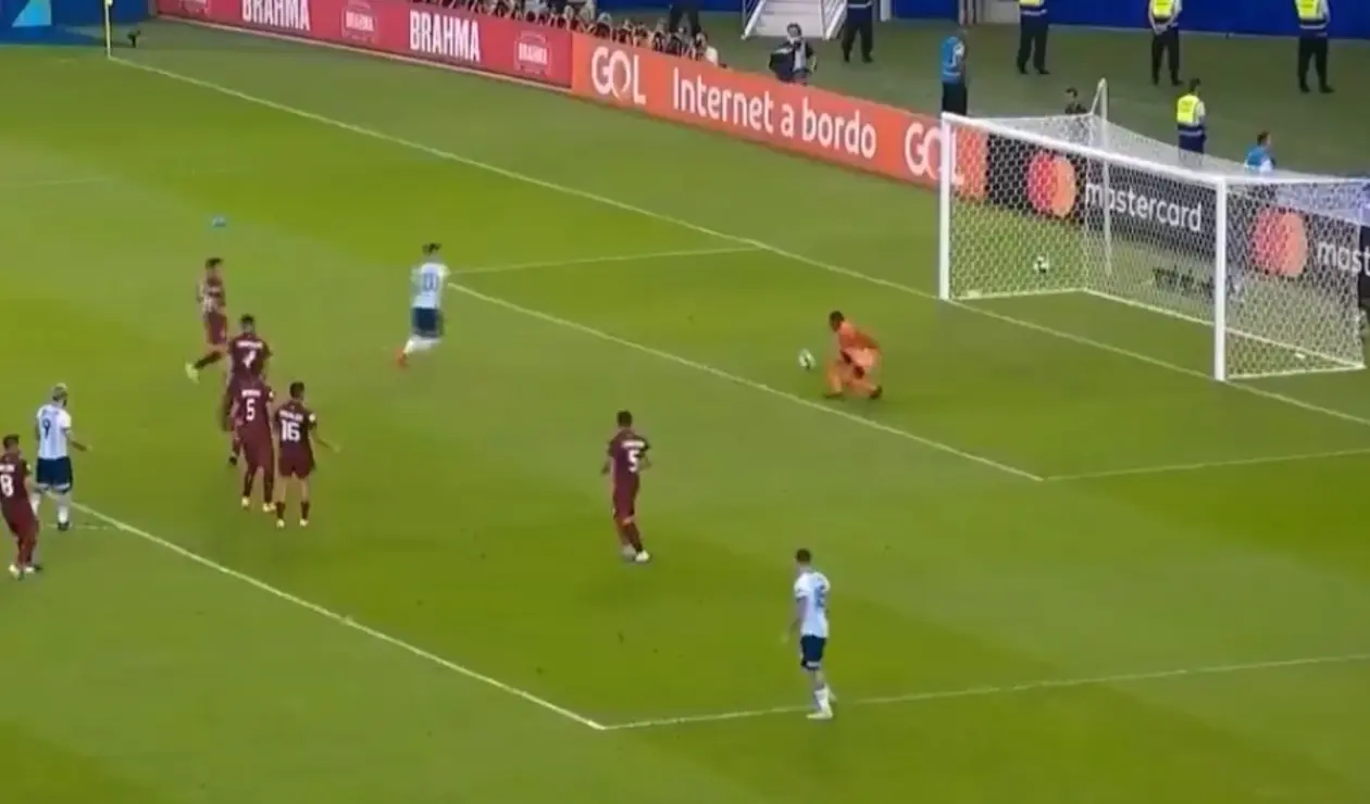 Blooper de Wuilker Faríñez en la Copa América