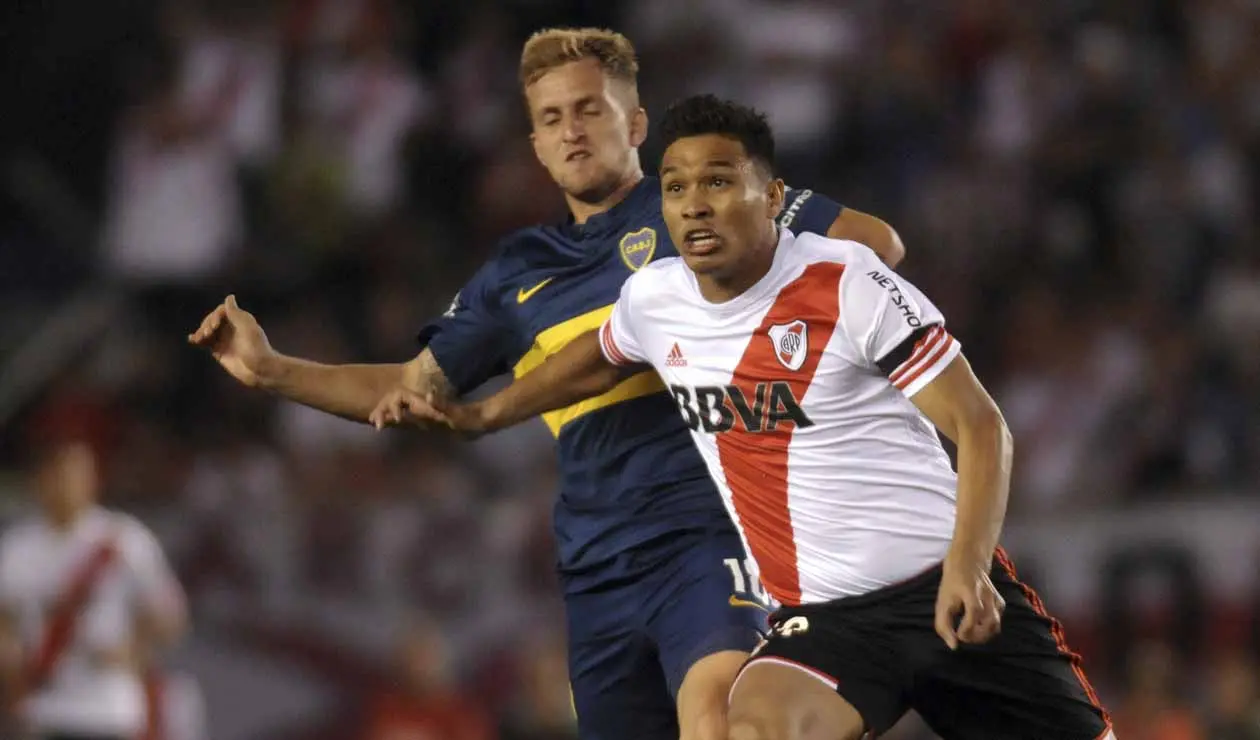Teófilo Gutiérrez, jugador colombiano, en un clásico River - Boca