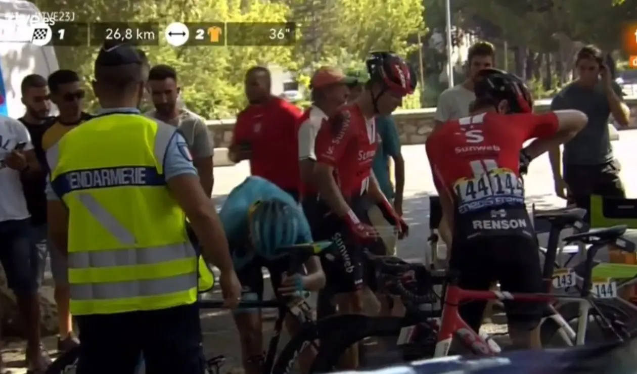 Caída de Jakob Fulgsang - Etapa 16