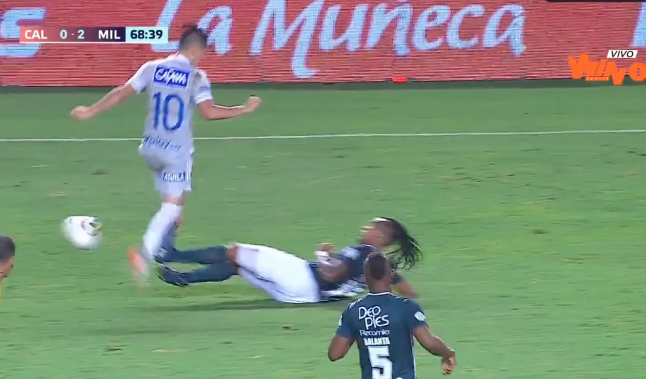 Cali vs Millonarios; entrada de Gutiérrez sobre Ruiz 2022-I